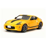 Nissan 370Z Heritage Edition Plastic Model Kit