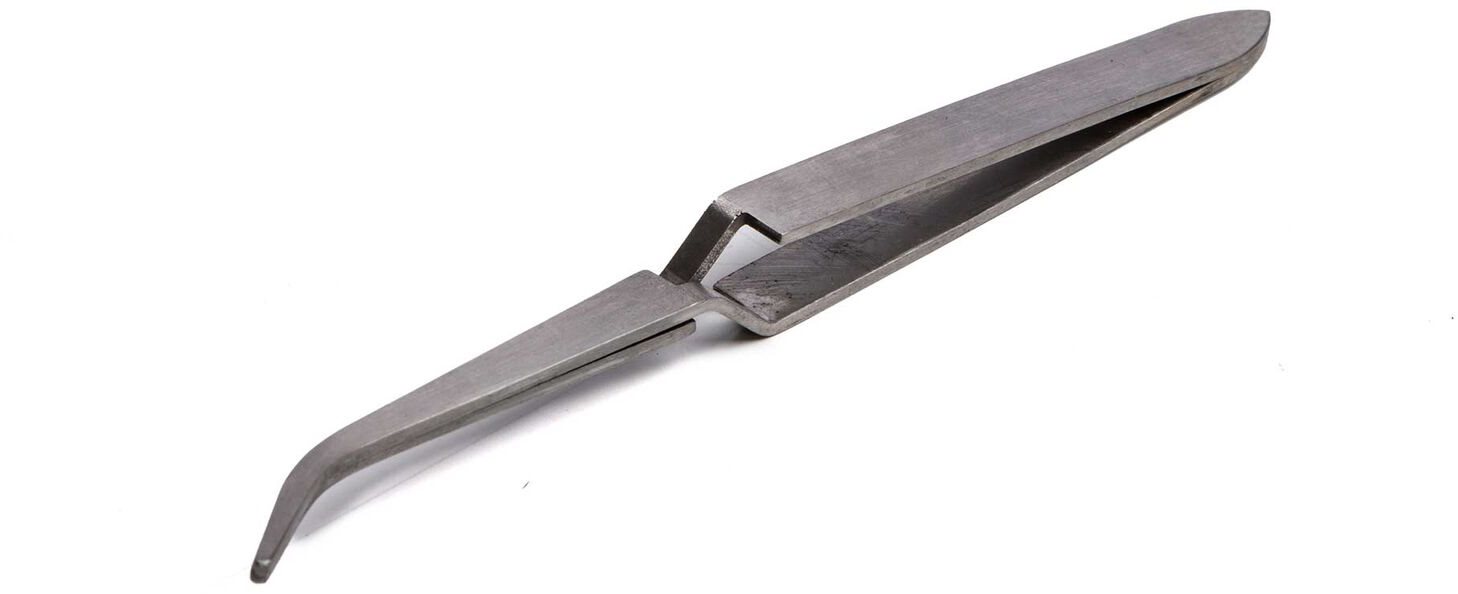 Hobby Essentials Tweezer, 45 Degrees Cross-Lock