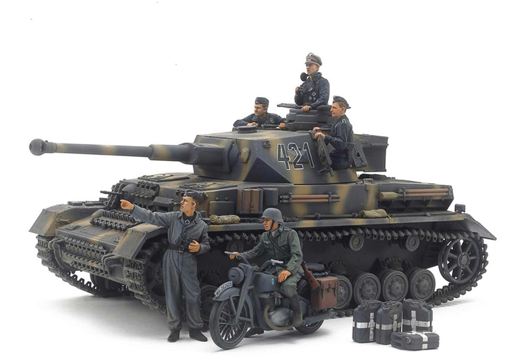 Tamiya 1/35 German Tank Panzerkampfwagen IV Ausf.G Early Production & M