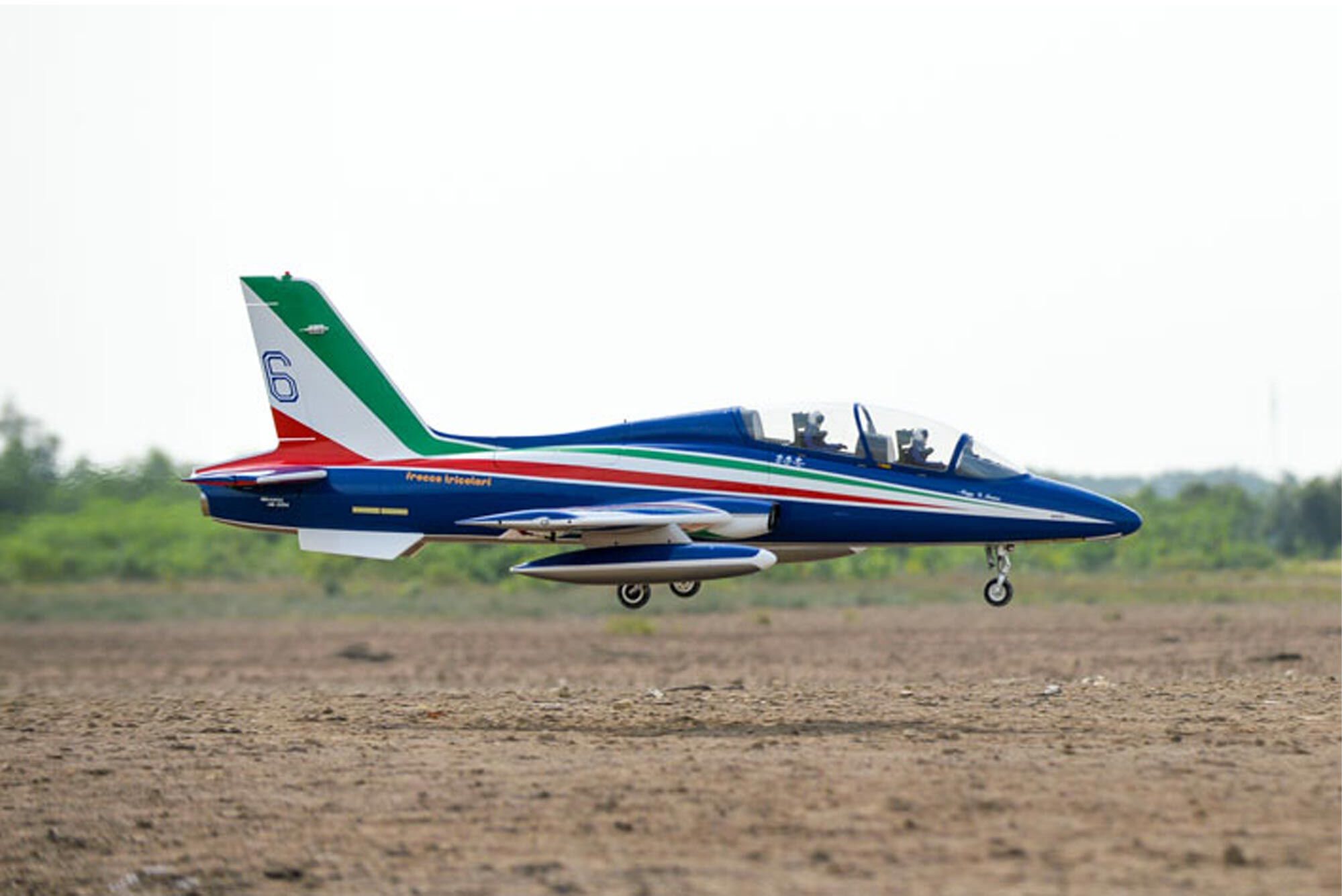 Phoenix Model Manufacturing Co. AERMACCHI MB-339 BLUE 2.7m Jet Turbine ...