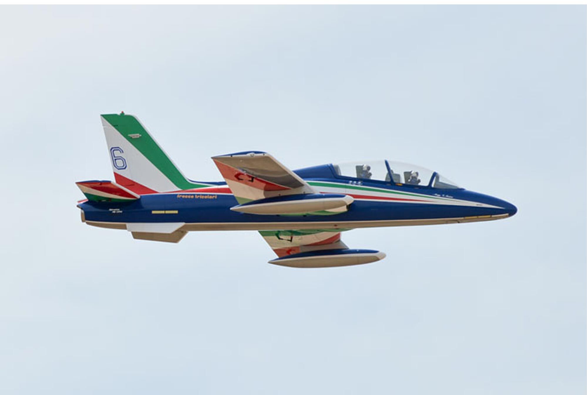 Phoenix Model Manufacturing Co. AERMACCHI MB-339 BLUE 2.7m Jet Turbine ...