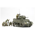 1/35 Us Light Tank M5a1 Plastic Model Kit